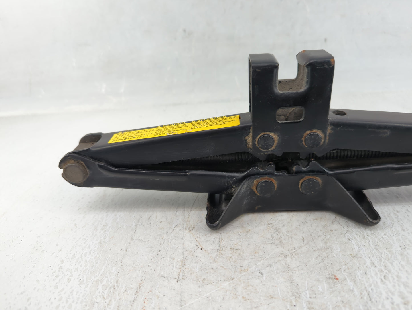 2012 Chrysler 300 Spare Scissor Car Jack - Oemusedautoparts1.com