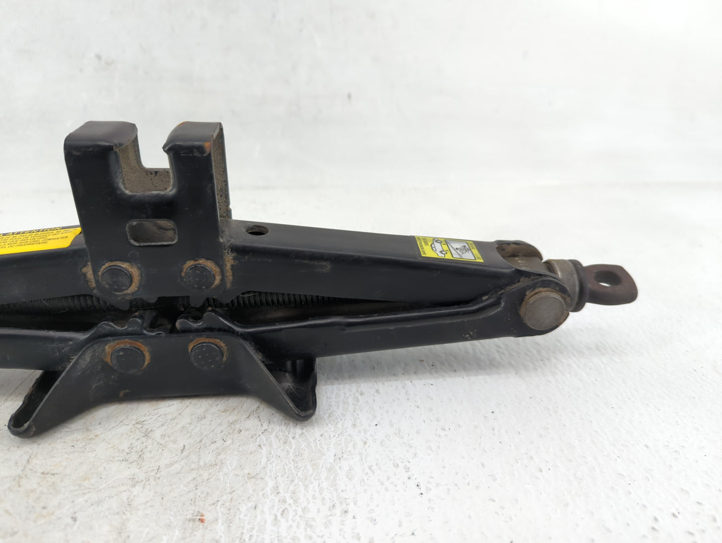 2012 Chrysler 300 Spare Scissor Car Jack - Oemusedautoparts1.com