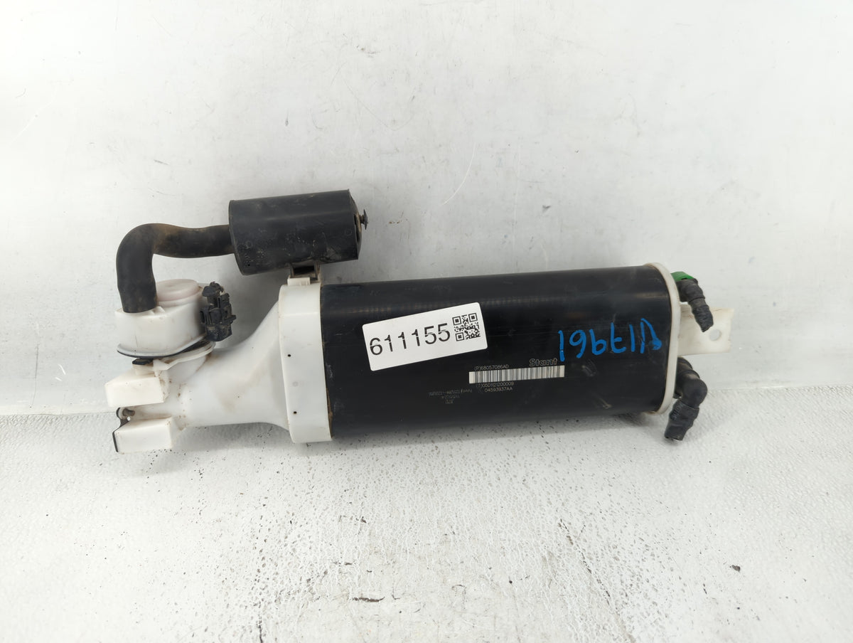 2012 Chrysler 300 Fuel Vapor Charcoal Canister - Oemusedautoparts1.com