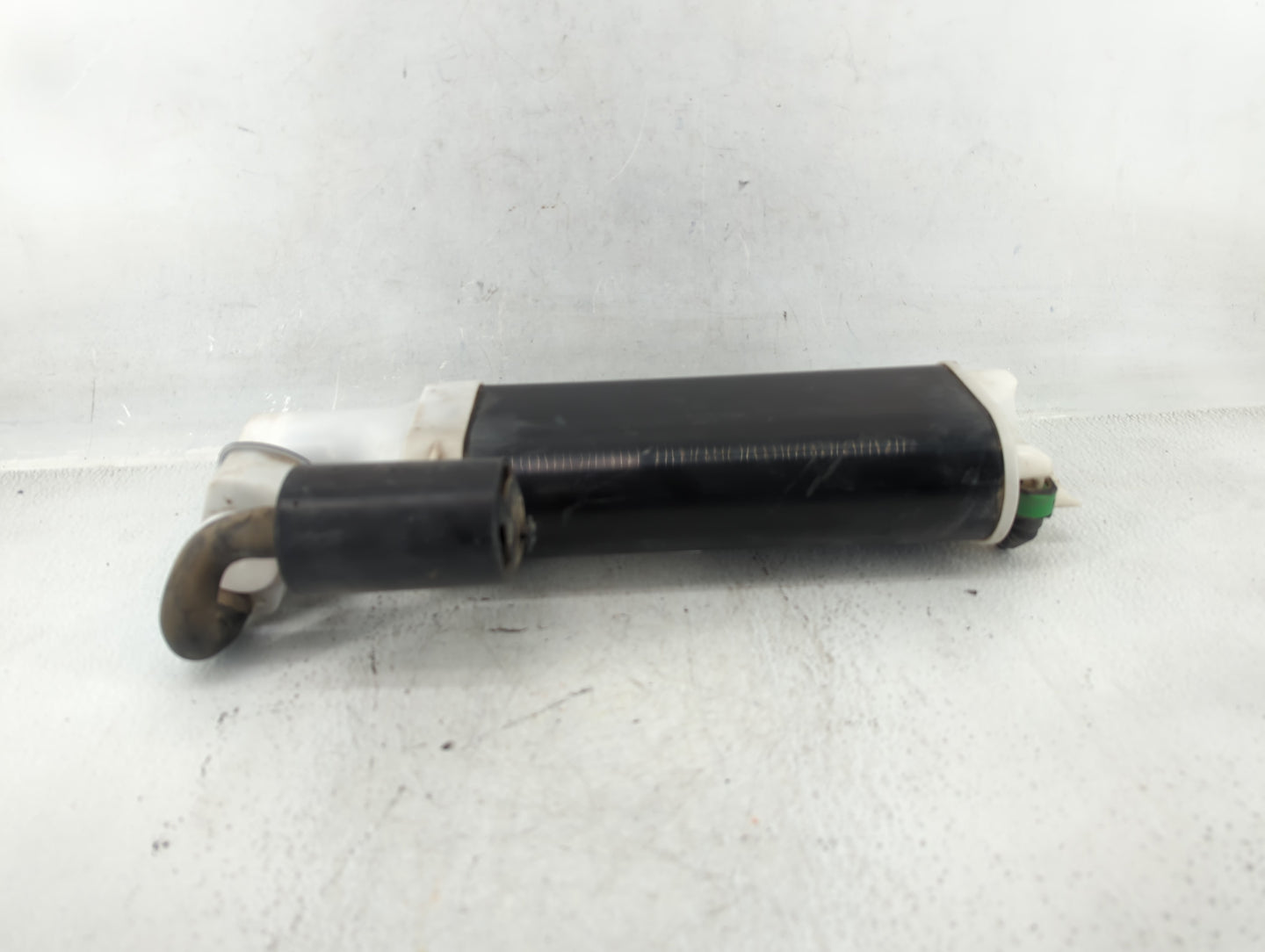 2012 Chrysler 300 Fuel Vapor Charcoal Canister - Oemusedautoparts1.com