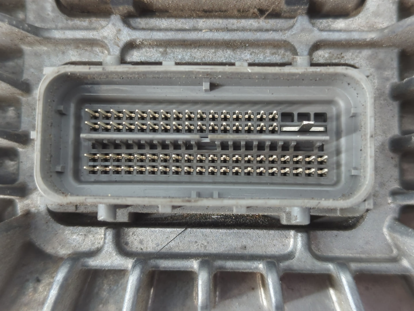 2012 Chrysler 300 PCM Engine Control Computer ECU ECM PCU OEM P/N:12666132 Fits OEM Used Auto Parts - Oemusedautoparts1.com