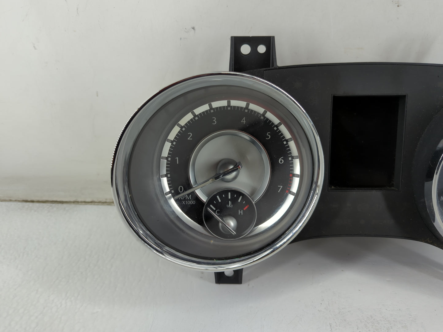 2012 Chrysler 300 Instrument Cluster Speedometer Gauges P/N:P56046398AI Fits OEM Used Auto Parts - Oemusedautoparts1.com