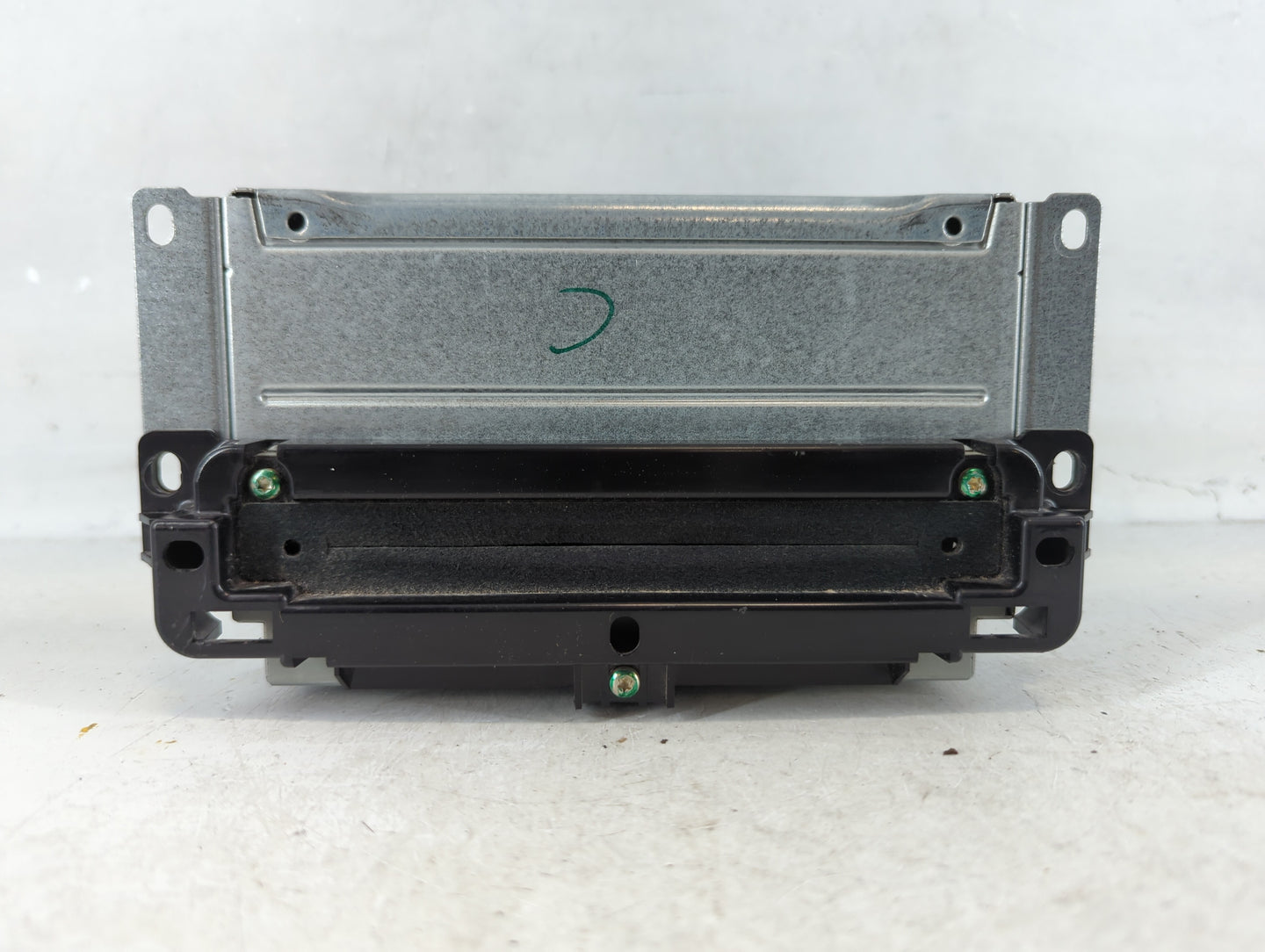 2012-2013 Chrysler 300 Radio AM FM Cd Player Receiver Replacement P/N:P05091103AB Fits Fits 2012 2013 OEM Used Auto Parts - 