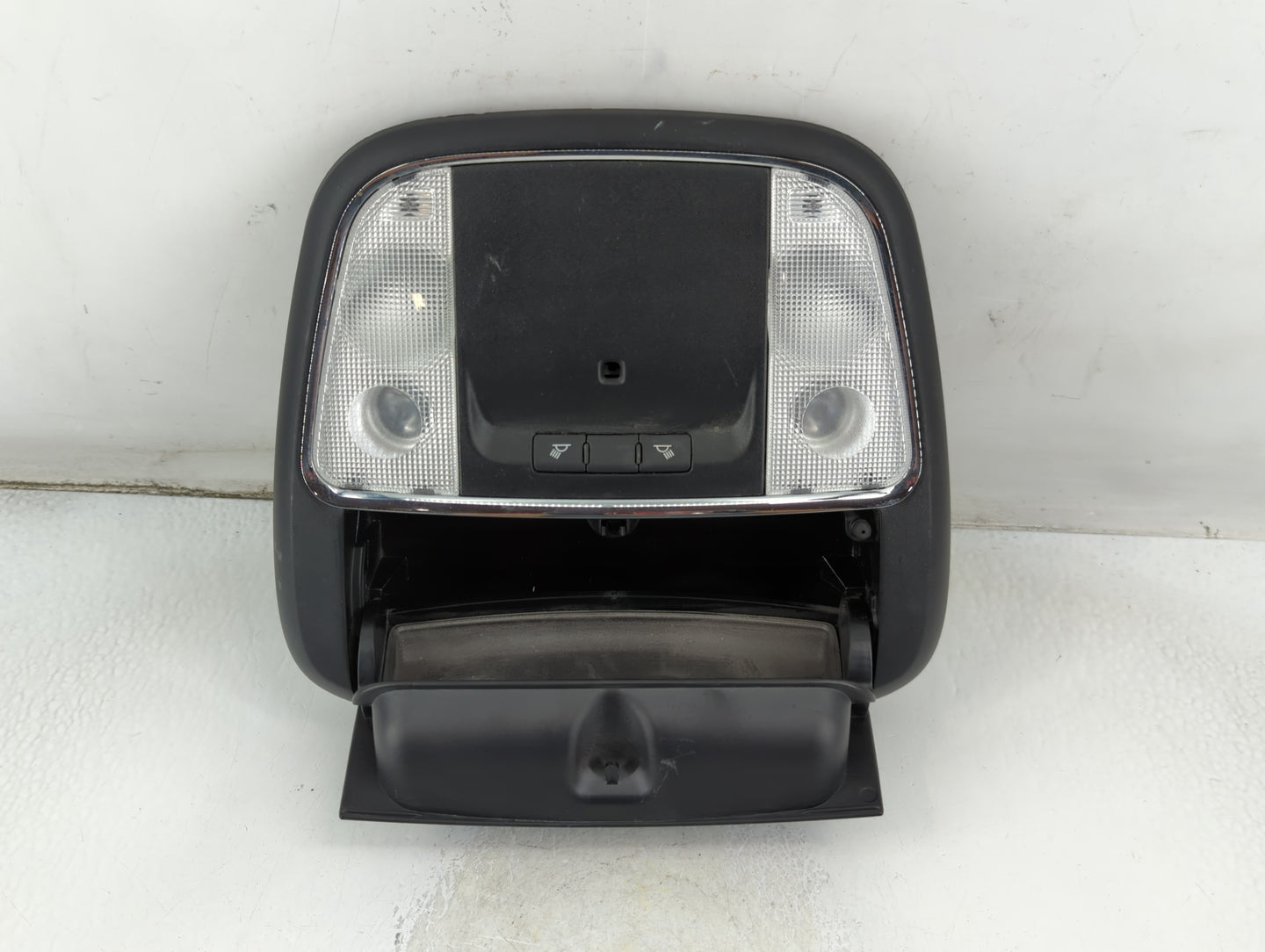 2011-2012 Chrysler 300 Overhead Roof Console 913029 - Oemusedautoparts1.com