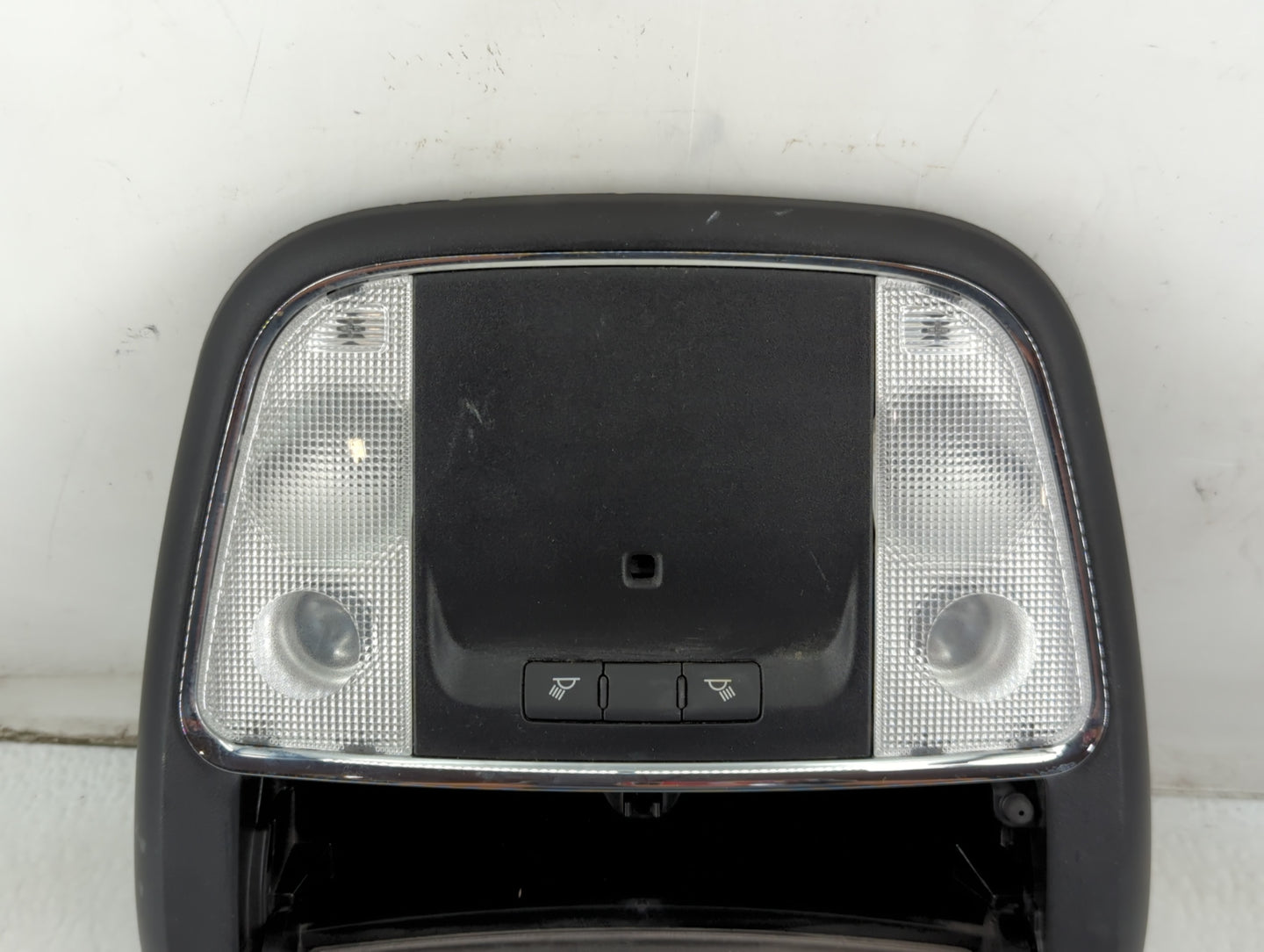 2011-2012 Chrysler 300 Overhead Roof Console 913029 - Oemusedautoparts1.com
