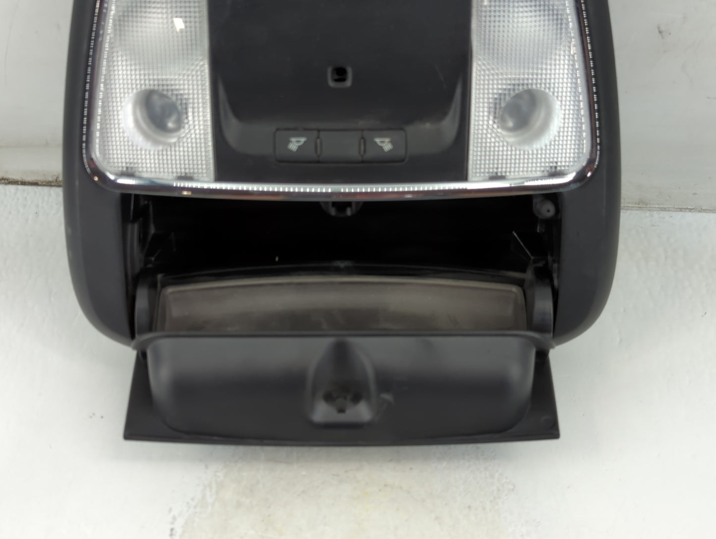 2011-2012 Chrysler 300 Overhead Roof Console 913029 - Oemusedautoparts1.com