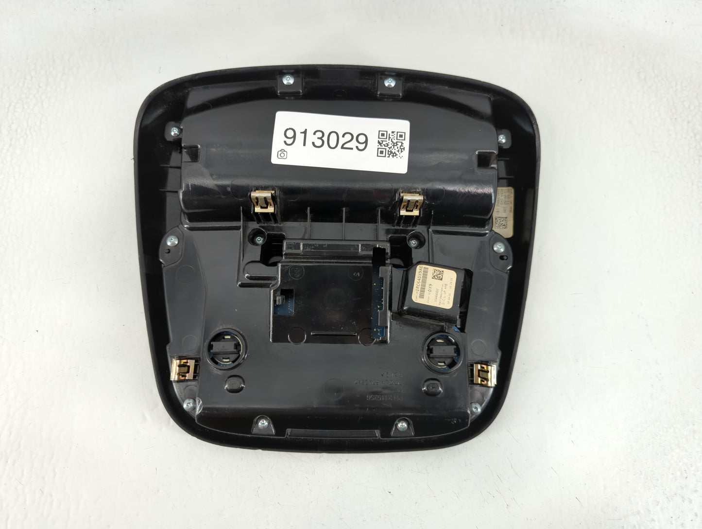 2011-2012 Chrysler 300 Overhead Roof Console 913029 - Oemusedautoparts1.com