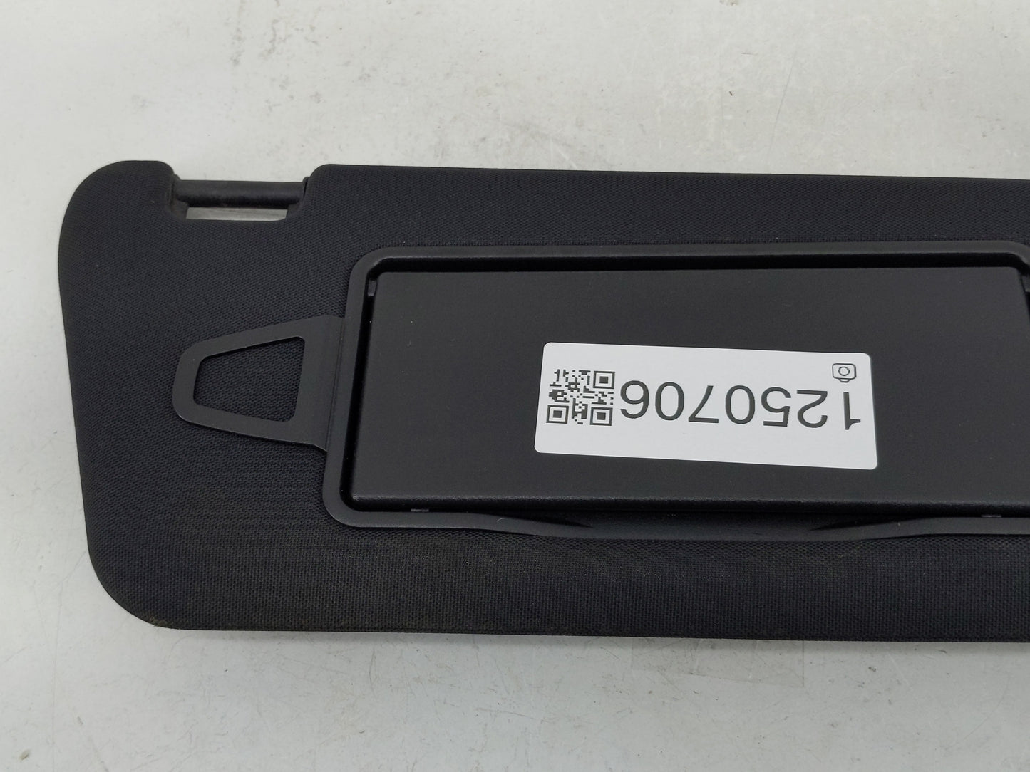 2012 Chrysler E Class Sun Visor Shade Replacement Passenger Right Mirror Fits OEM Used Auto Parts - Oemusedautoparts1.com