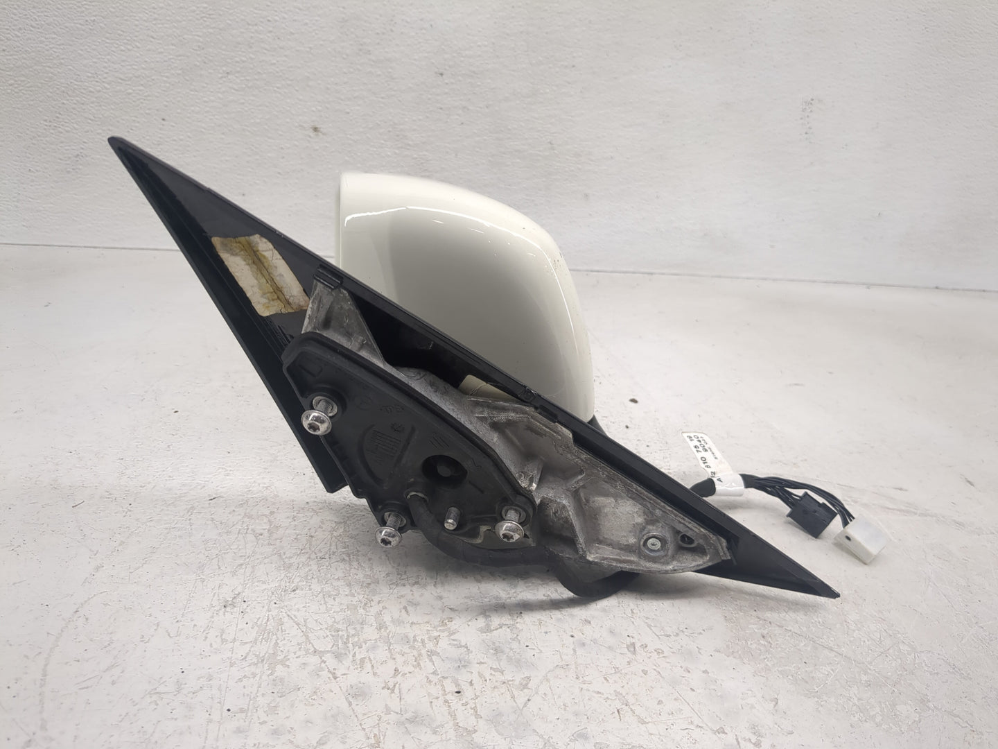 2012 Chrysler E Class Side Mirror Replacement Driver Left View Door Mirror Fits OEM Used Auto Parts - Oemusedautoparts1.com