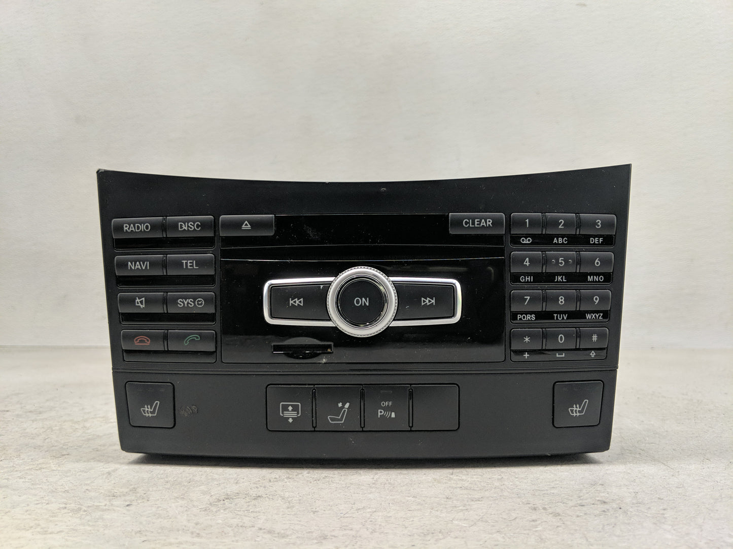2012 Chrysler E Class Radio AM FM Cd Player Receiver Replacement P/N:A 212 900 65 13 Fits OEM Used Auto Parts - Oemusedautop