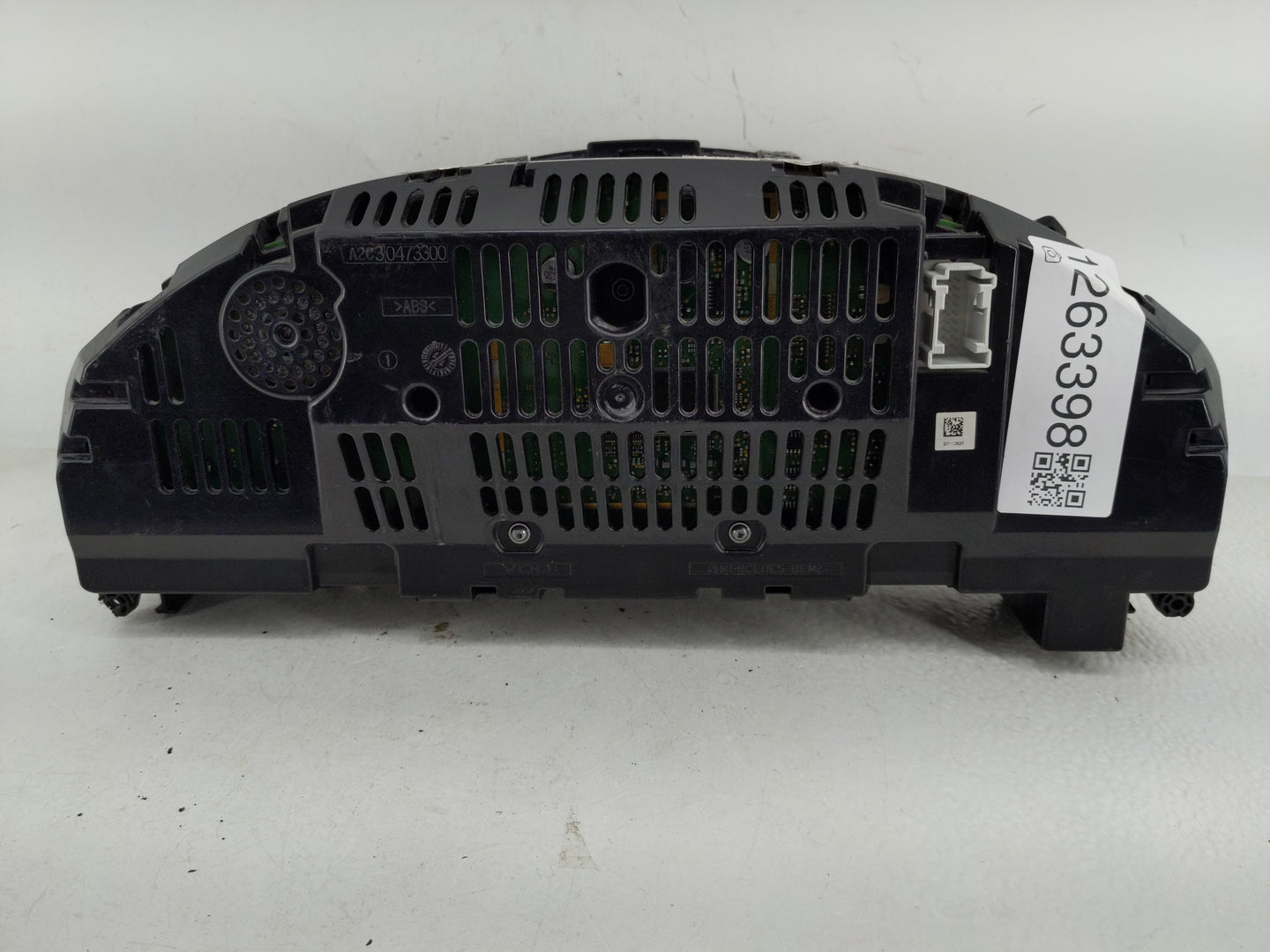 2012 Chrysler E Class Instrument Cluster Speedometer Gauges Fits OEM Used Auto Parts - Oemusedautoparts1.com
