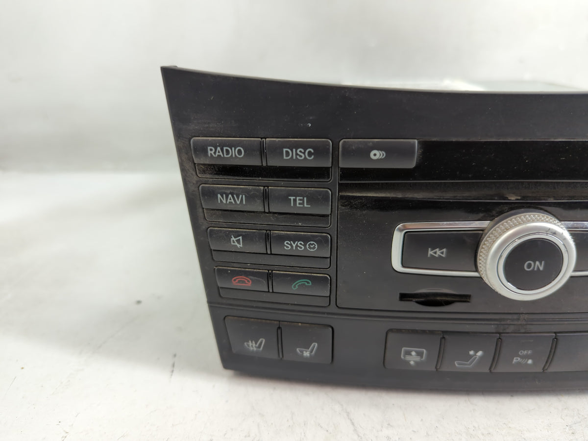 2012 Chrysler E Class Radio AM FM Cd Player Receiver Replacement P/N:A 212 900 60 14 OEM Used Auto Parts - Oemusedautoparts1