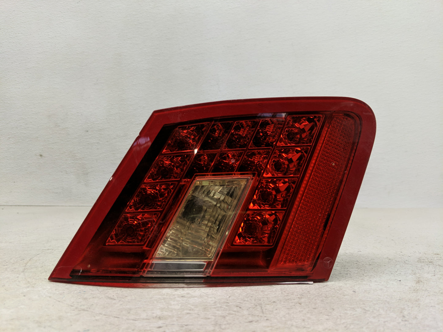 2012 Chrysler E Class Tail Light Assembly Driver Left OEM P/N:A2129060158 Fits OEM Used Auto Parts - Oemusedautoparts1.com