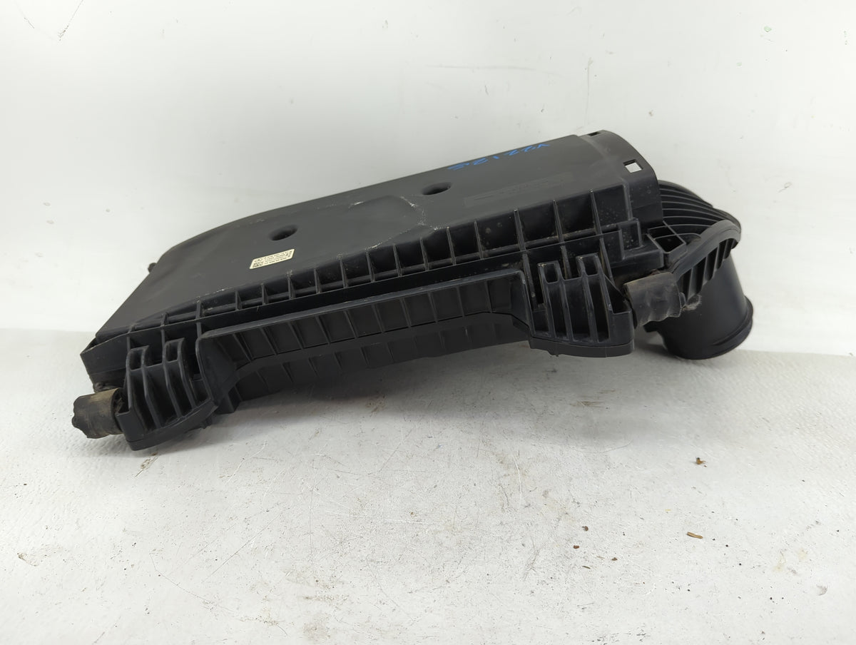 Chrysler E Class Air Cleaner Intake-duct Hose Tube - Oemusedautoparts1.com