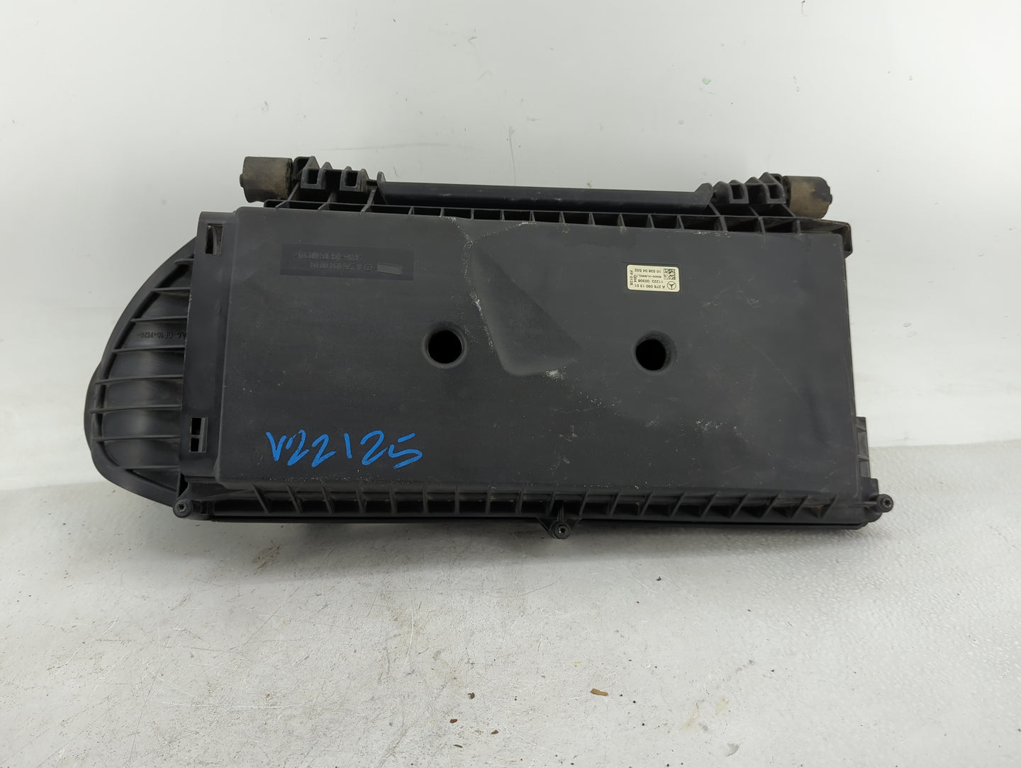 Chrysler E Class Air Cleaner Intake-duct Hose Tube - Oemusedautoparts1.com