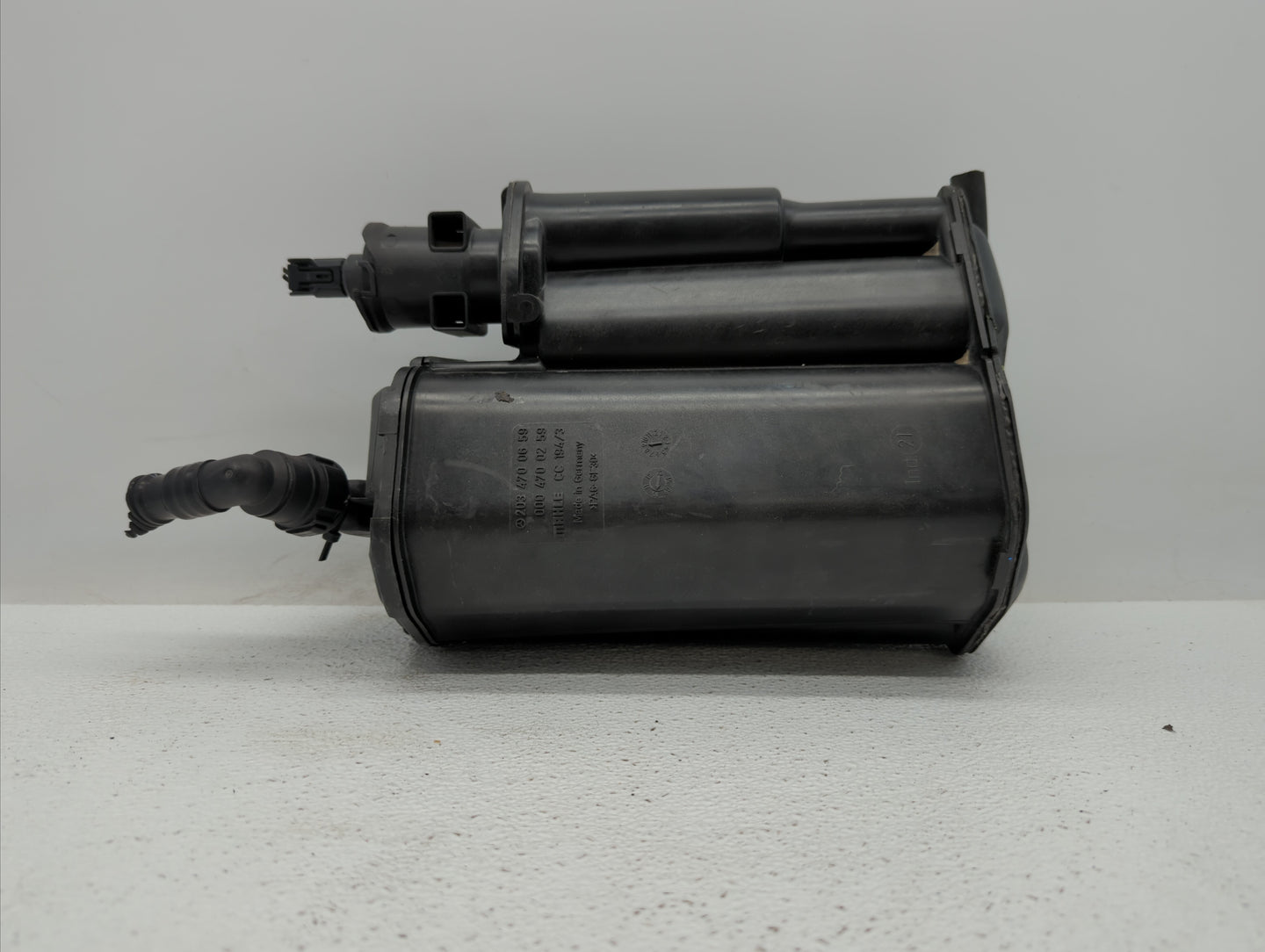 2012 Chrysler E Class Fuel Vapor Charcoal Canister - Oemusedautoparts1.com