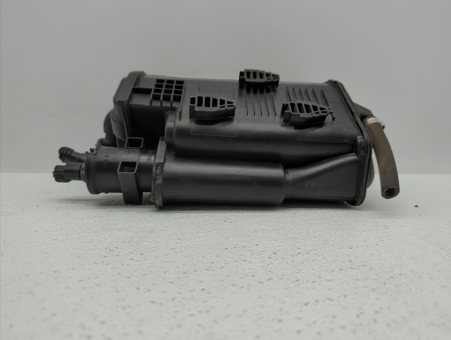 2012 Chrysler E Class Fuel Vapor Charcoal Canister - Oemusedautoparts1.com