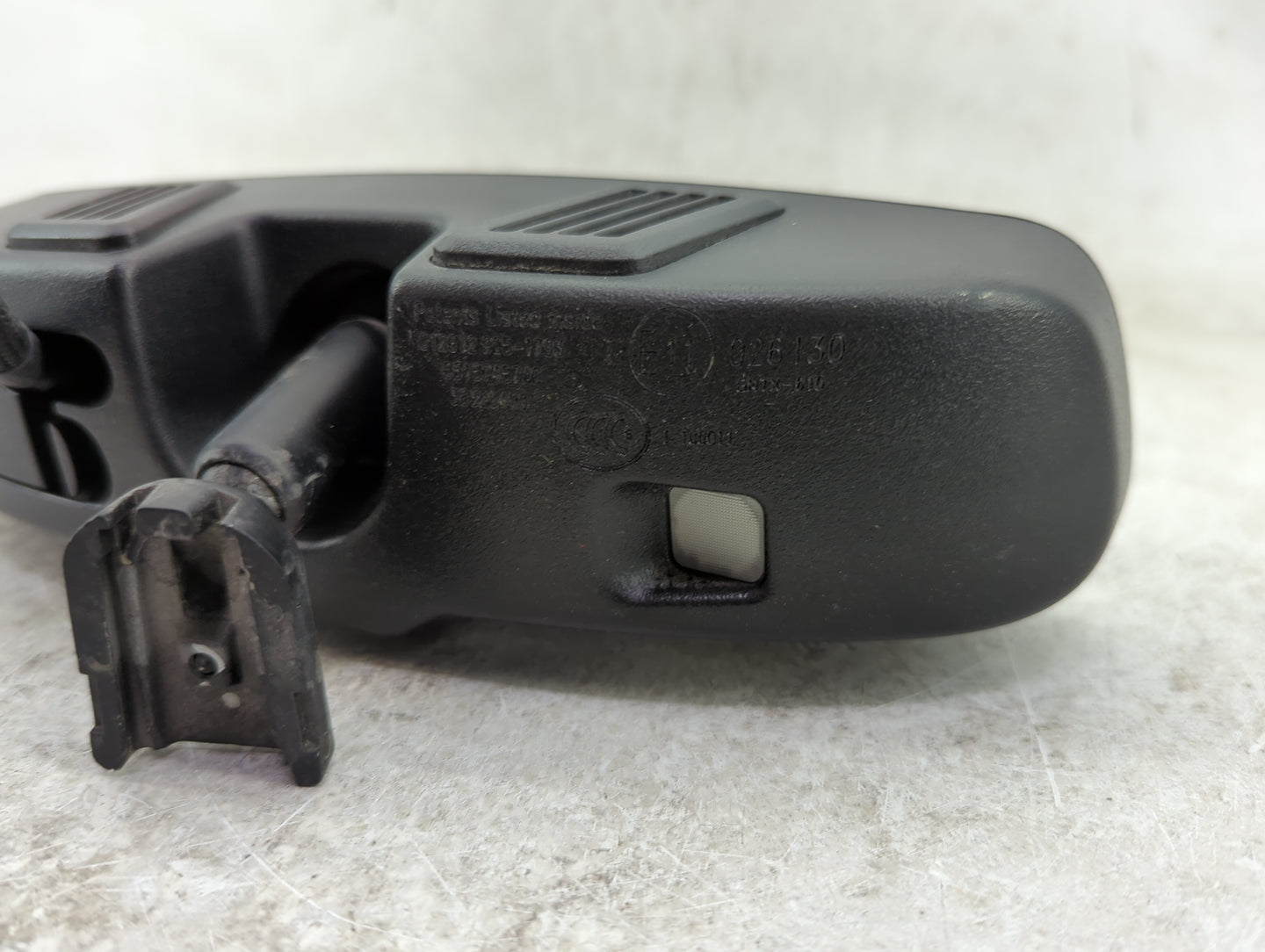 2012 Chrysler Town and Country Interior Rear View Mirror Replacement OEM Fits OEM Used Auto Parts - Oemusedautoparts1.com