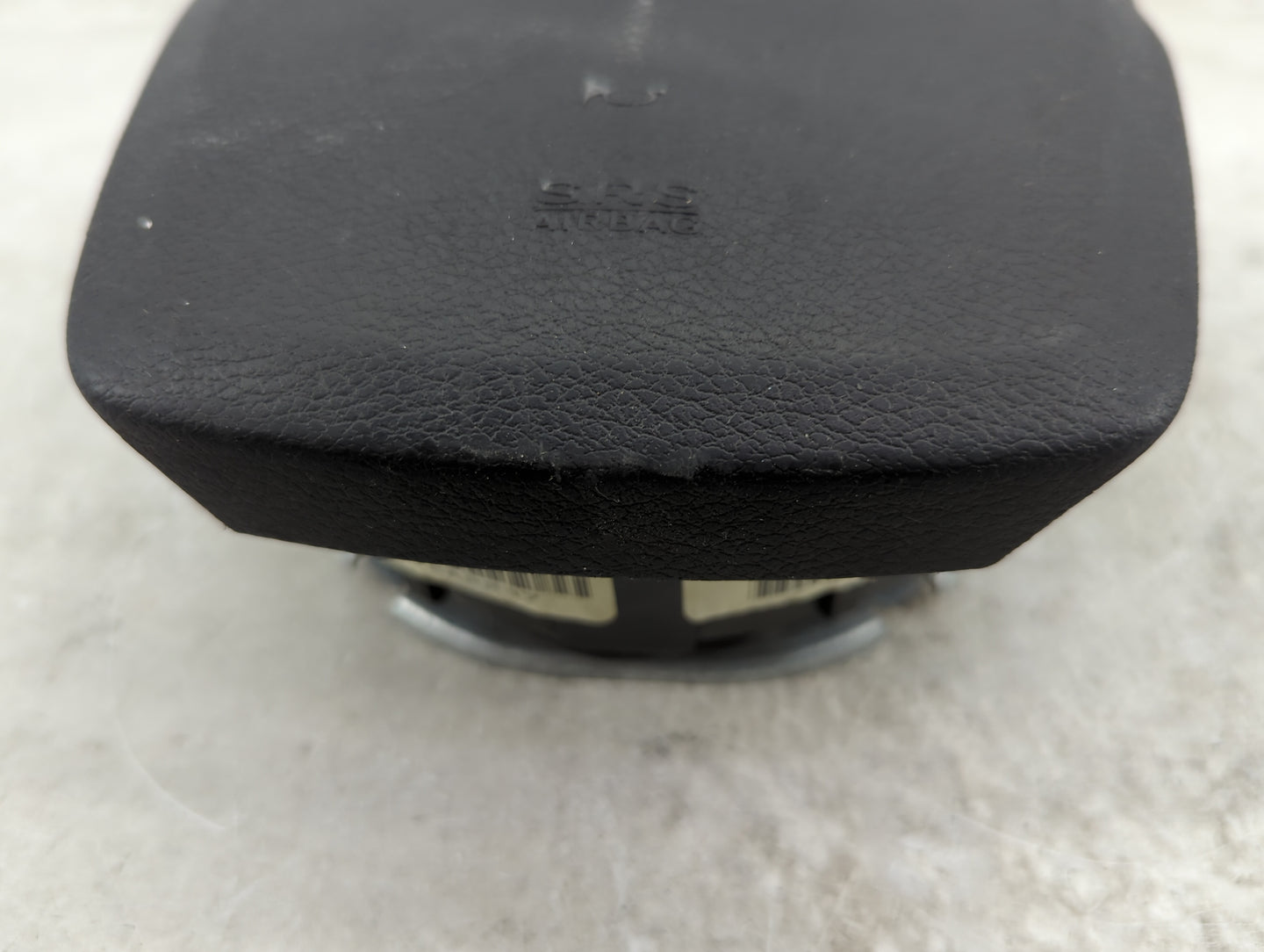 2012 Chrysler Town and Country Air Bag Driver Left Steering Wheel Mounted P/N:PT1-1031 4NM 21D 3X DRP Fits OEM Used Auto Par