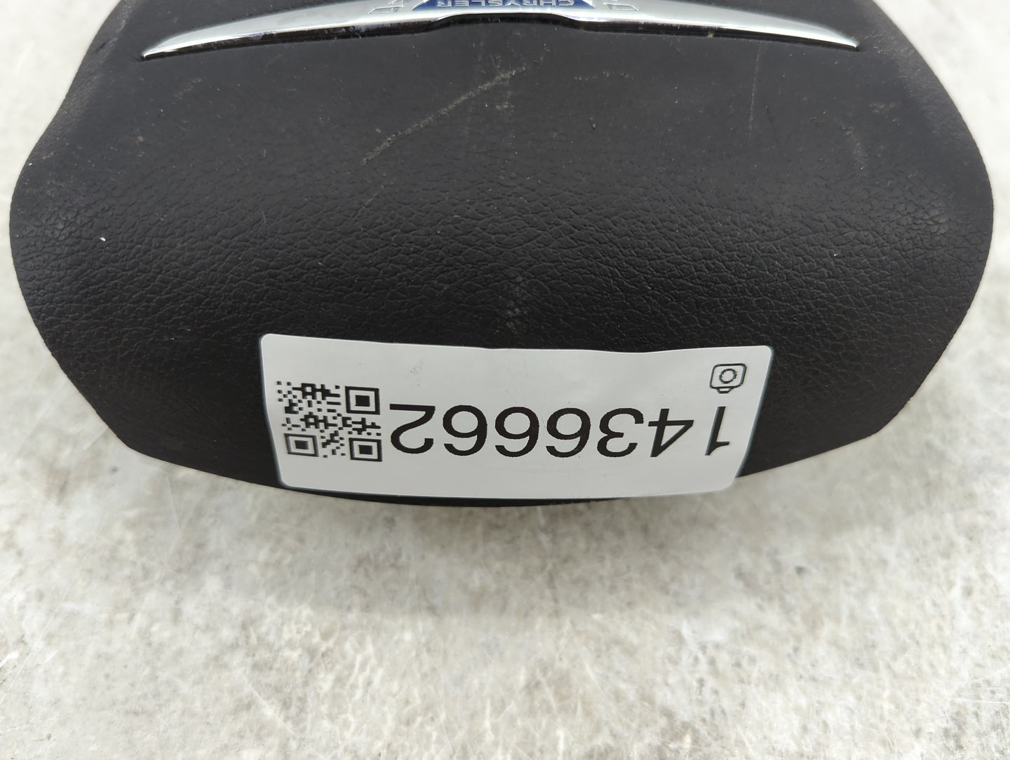 2012 Chrysler Town and Country Air Bag Driver Left Steering Wheel Mounted P/N:PT1-1031 4NM 21D 3X DRP Fits OEM Used Auto Par