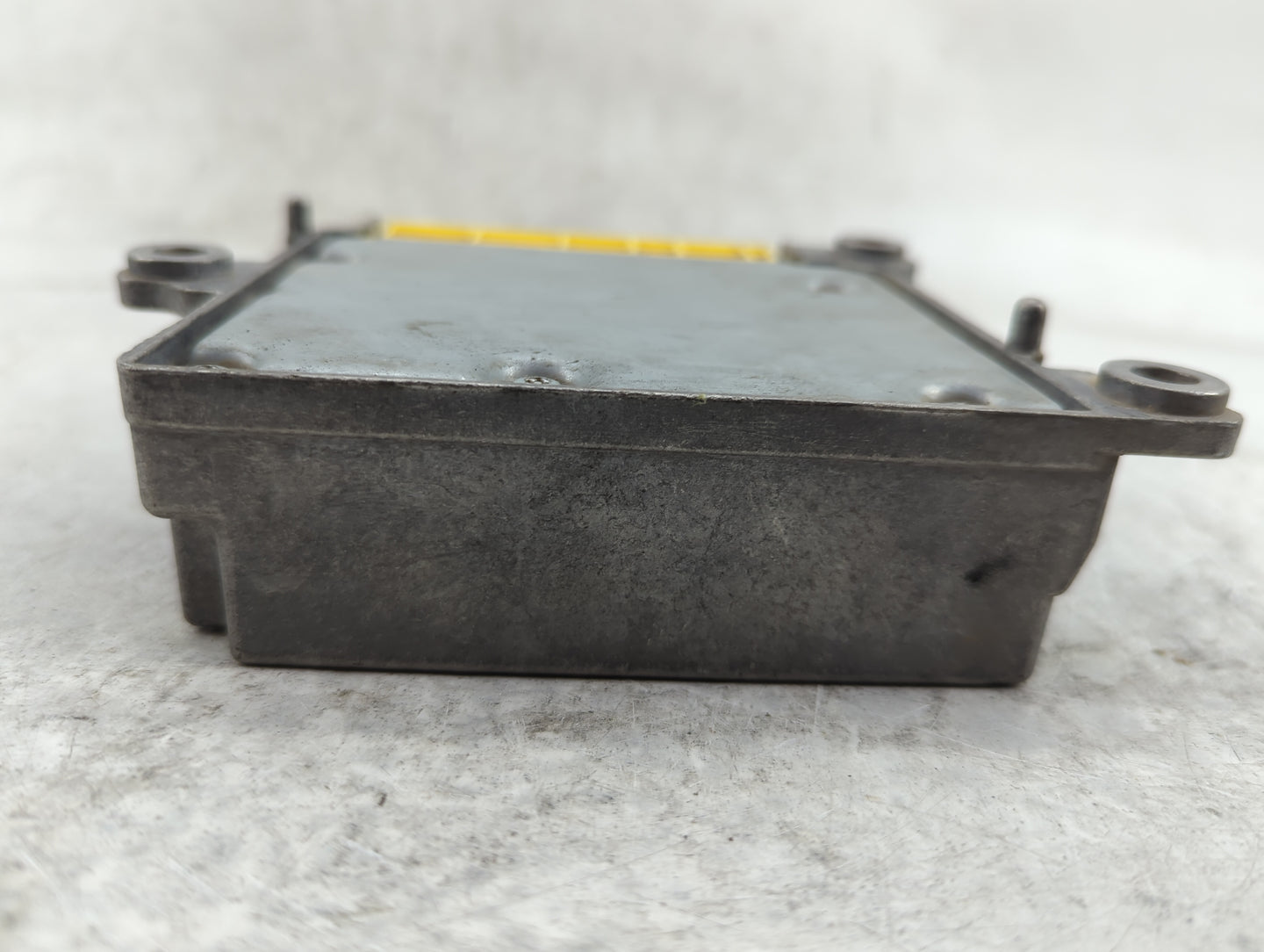 2012 Town And Country Safety Restraint Srs Airbag Control Module - Oemusedautoparts1.com