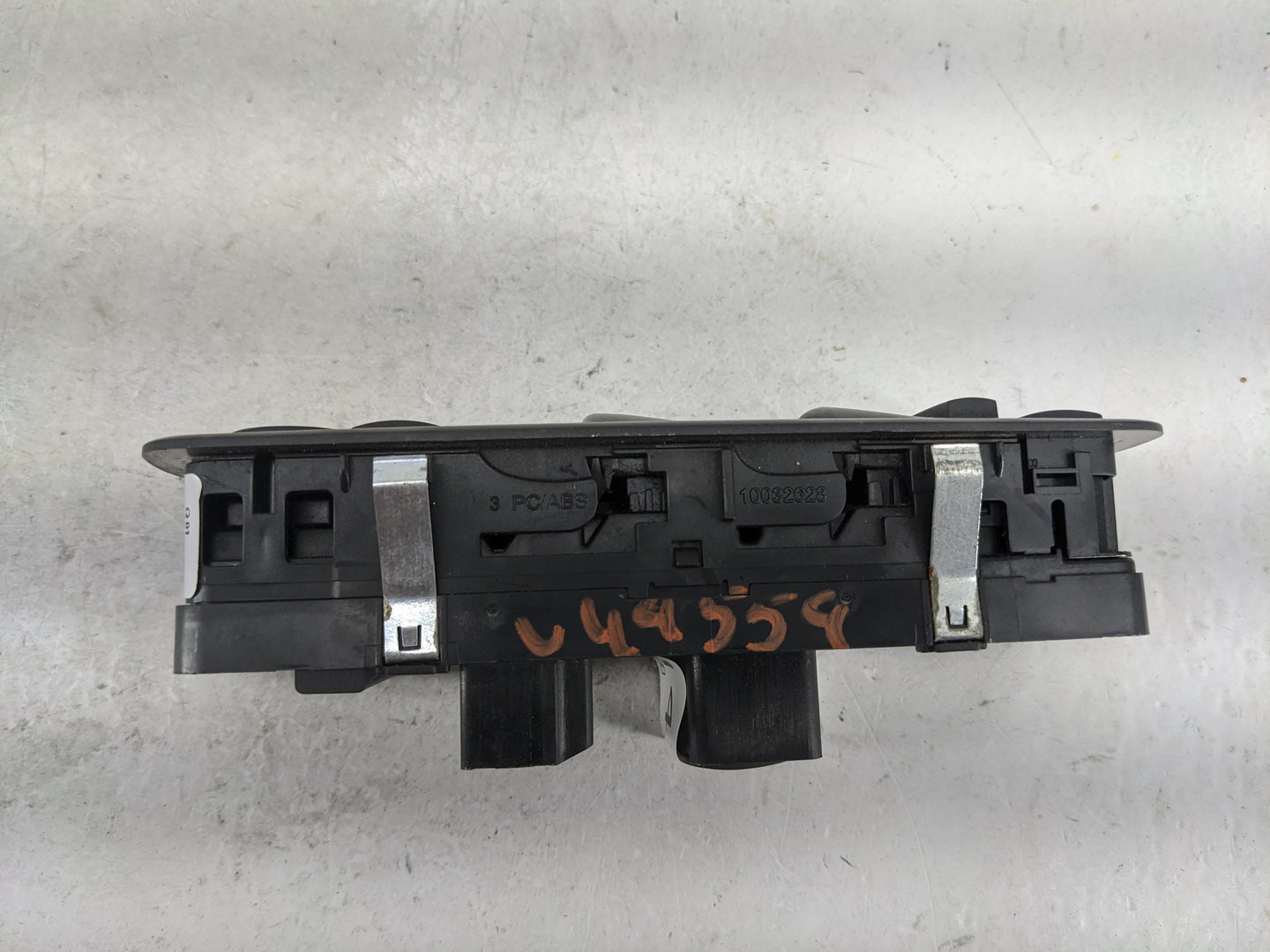 2012 Chrysler Town and Country Master Power Window Switch Replacement Driver Side Left P/N:10092323 Fits OEM Used Auto Parts
