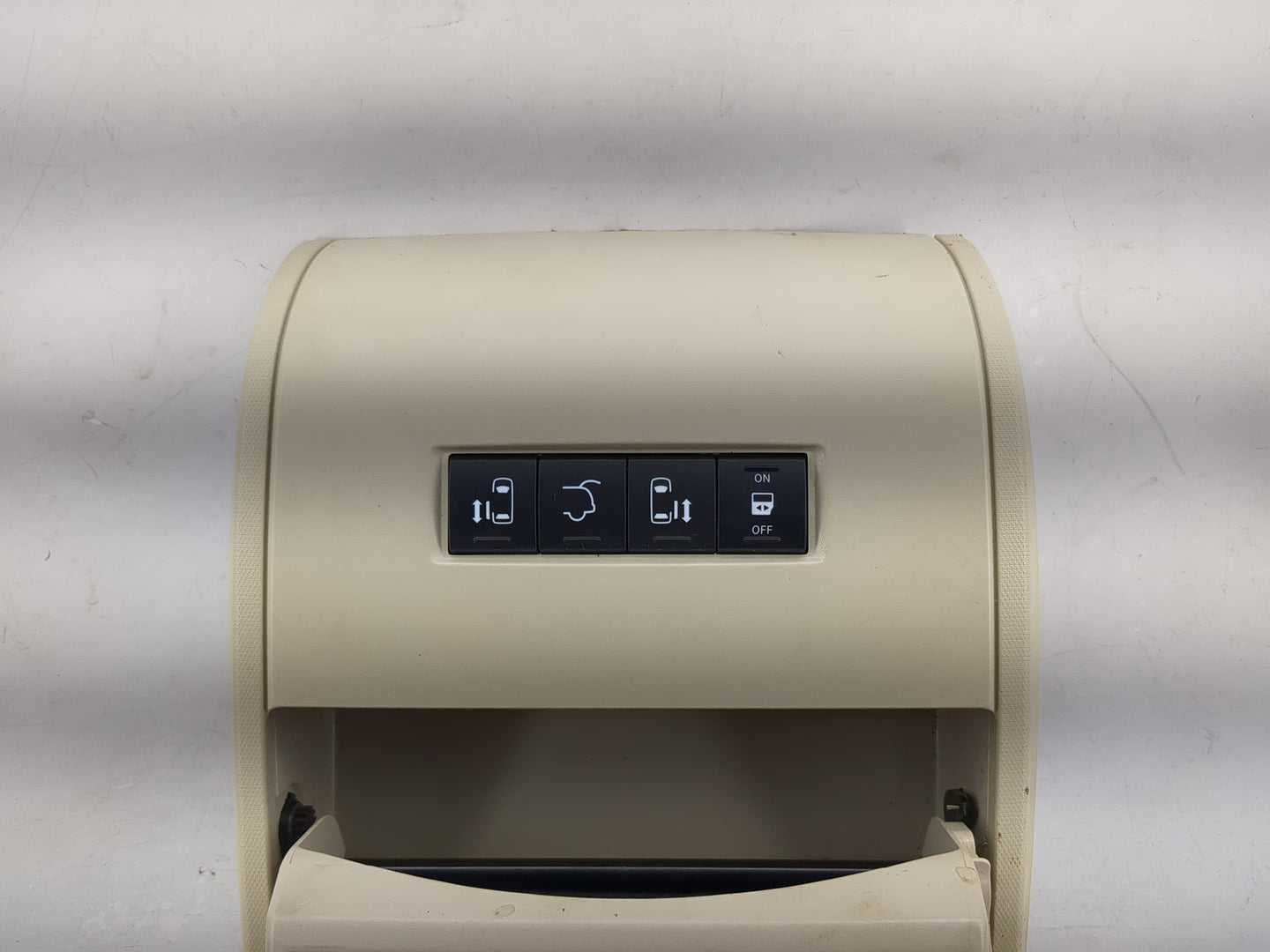 2012 Chrysler Town And Country Overhead Roof Console Tan - Oemusedautoparts1.com