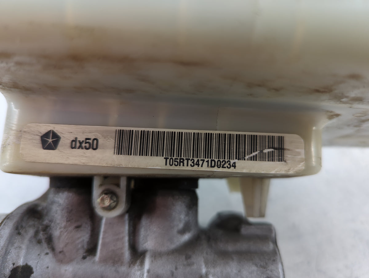 Chrysler Town And Country Brake Master Cylinder 1498707 - Oemusedautoparts1.com