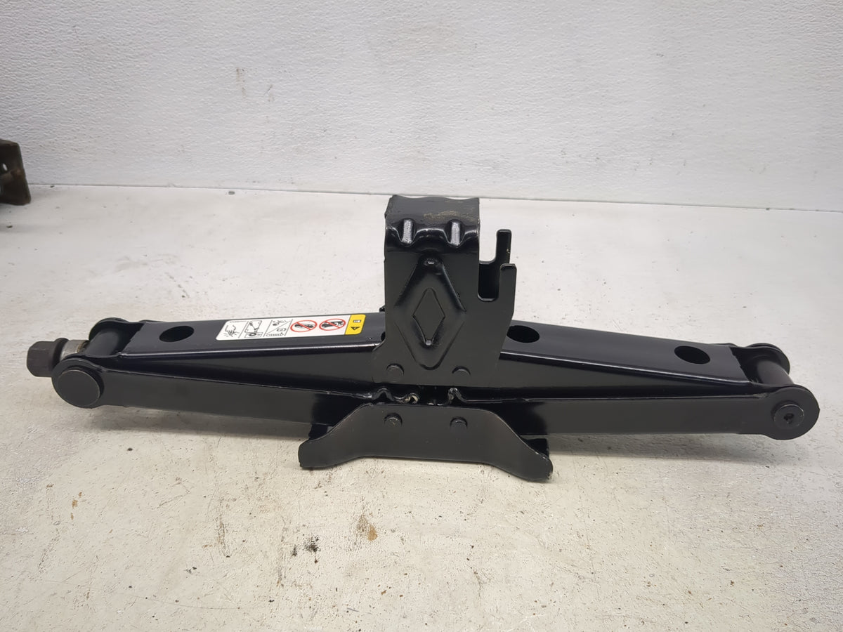 2012 Chrysler Town And Country Spare Scissor Car Jack Black - Oemusedautoparts1.com