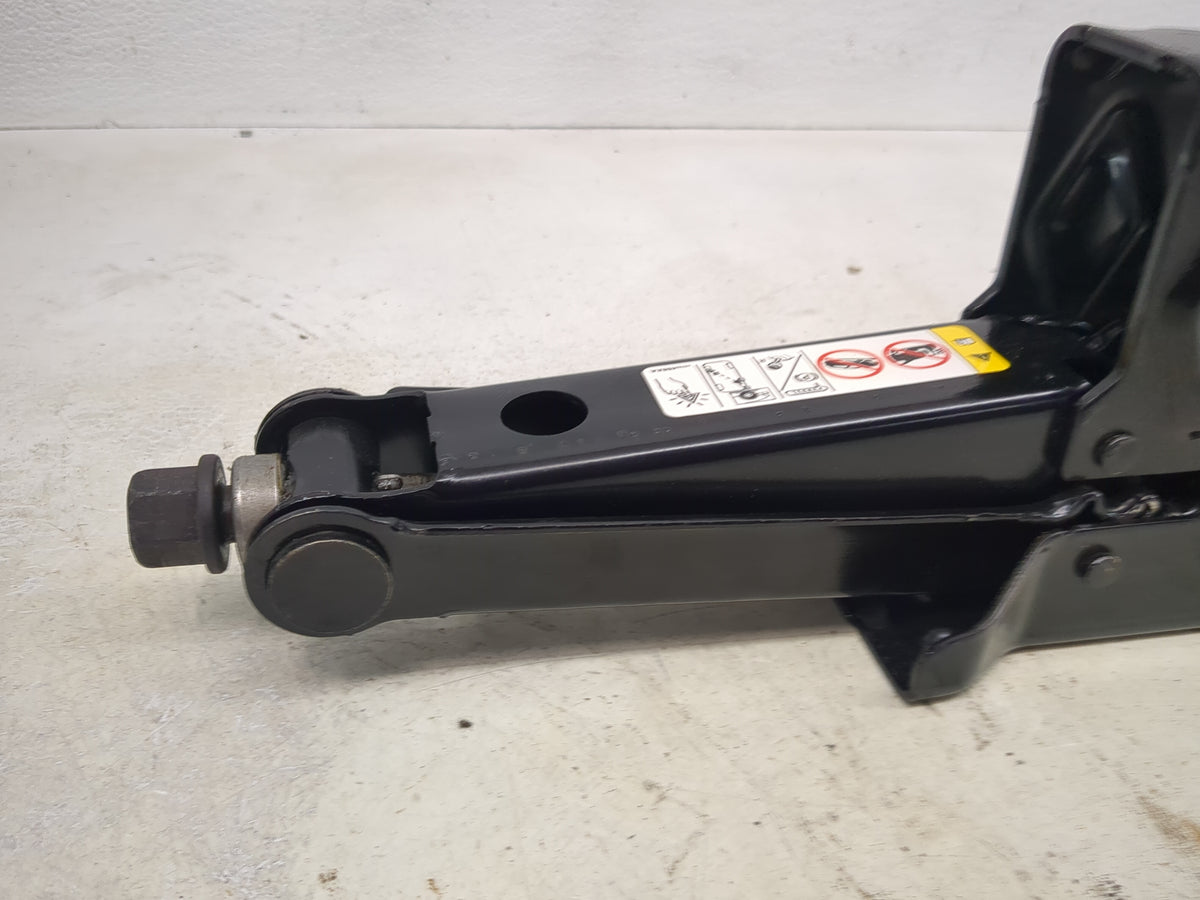 2012 Chrysler Town And Country Spare Scissor Car Jack Black - Oemusedautoparts1.com