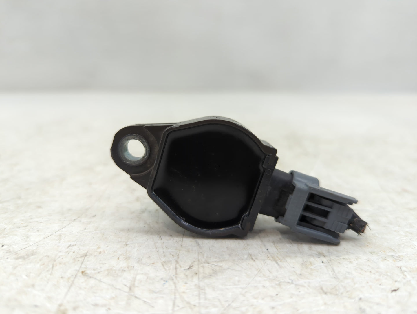 2011-2016 Chrysler Town & Country Ignition Coil Igniter Pack - Oemusedautoparts1.com