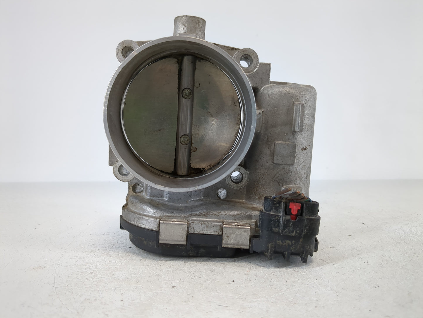 2011-2016 Chrysler Town & Country Throttle Body P/N:05184349AC Fits OEM Used Auto Parts - Oemusedautoparts1.com