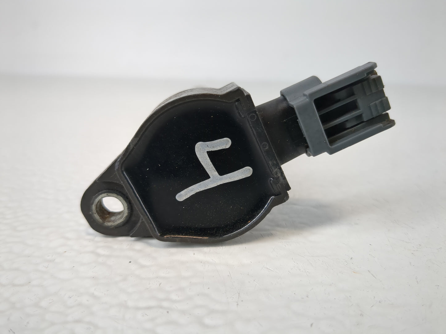 2011-2016 Chrysler Town & Country Ignition Coil Igniter Pack - Oemusedautoparts1.com