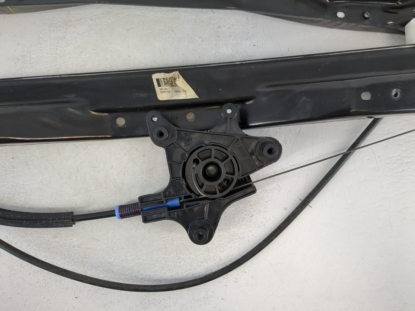 2008-2016 Chrysler Town & Country Used Window Regulator Passenger Front - Oemusedautoparts1.com