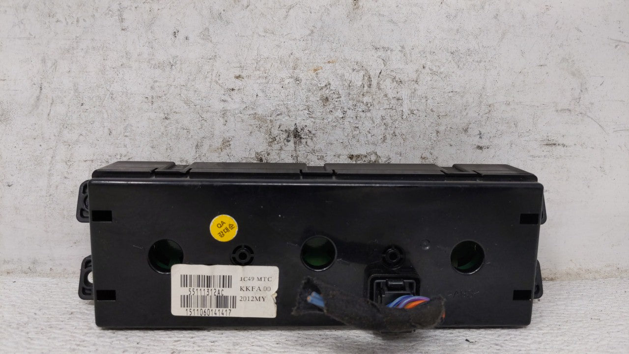 2012-2016 Chrysler Town & Country Climate Control Module Temperature AC/Heater Replacement Fits OEM Used Auto Parts - Oemuse