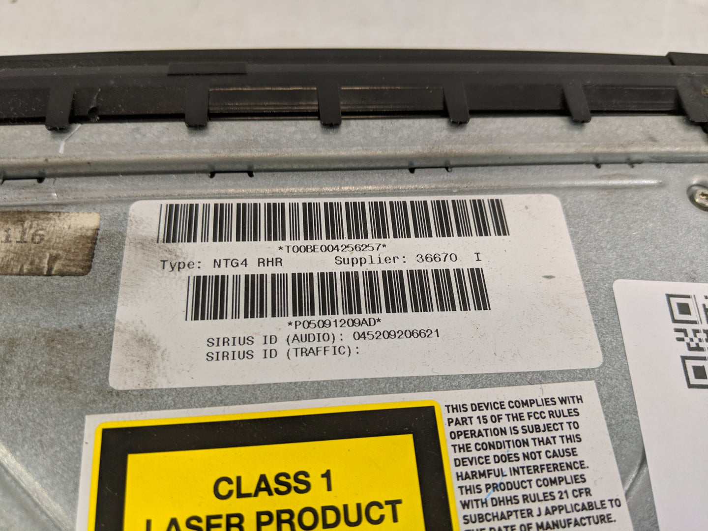 2012-2016 Chrysler Town & Country Radio AM FM Cd Player Receiver Replacement P/N:P05091209AD Fits OEM Used Auto Parts - Oemu