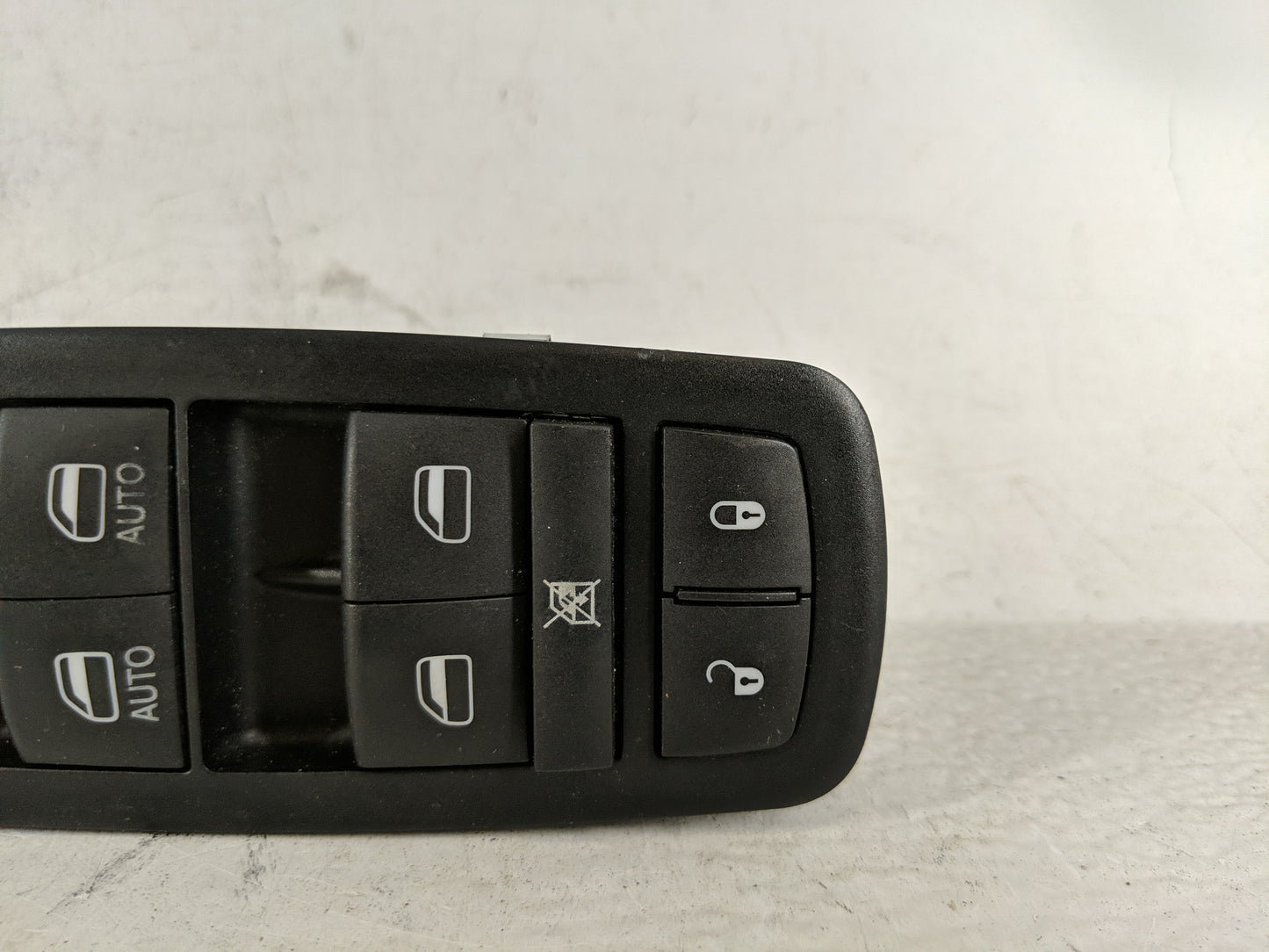 2012-2016 Chrysler Town & Country Master Power Window Switch Replacement Driver Side Left Fits OEM Used Auto Parts - Oemused