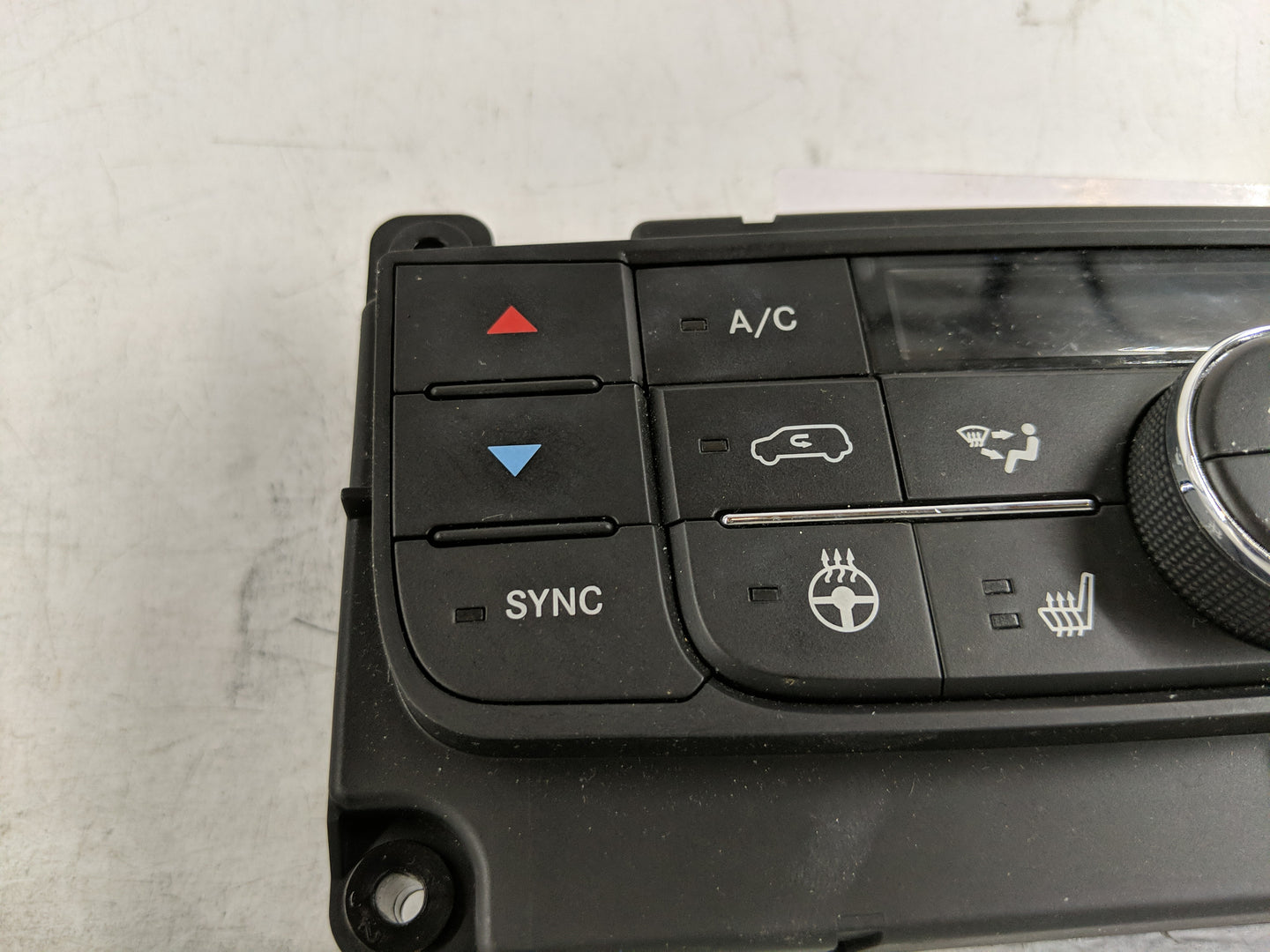 2011-2016 Chrysler Town & Country Climate Control Module Temperature AC/Heater Replacement P/N:P55111367AF Fits OEM Used Aut