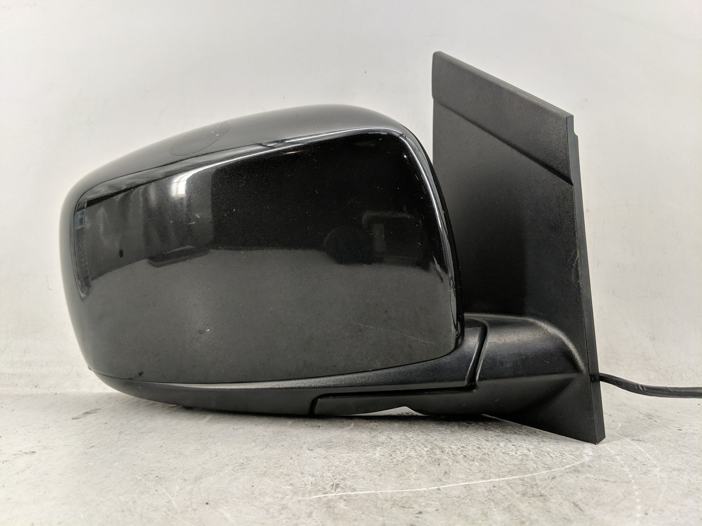 2011-2016 Chrysler Town & Country Side Mirror Replacement Passenger Right View Door Mirror P/N:1AB721XRAE Fits OEM Used Auto