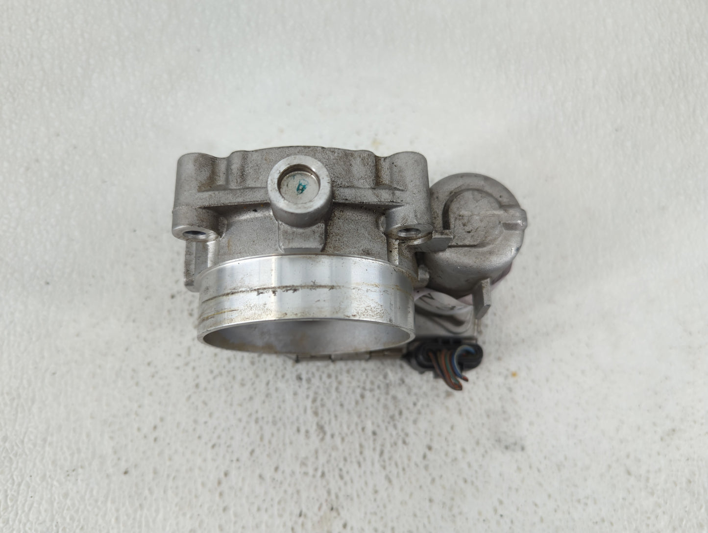 2011-2016 Chrysler Town & Country Throttle Body P/N:05184349AC Fits OEM Used Auto Parts - Oemusedautoparts1.com