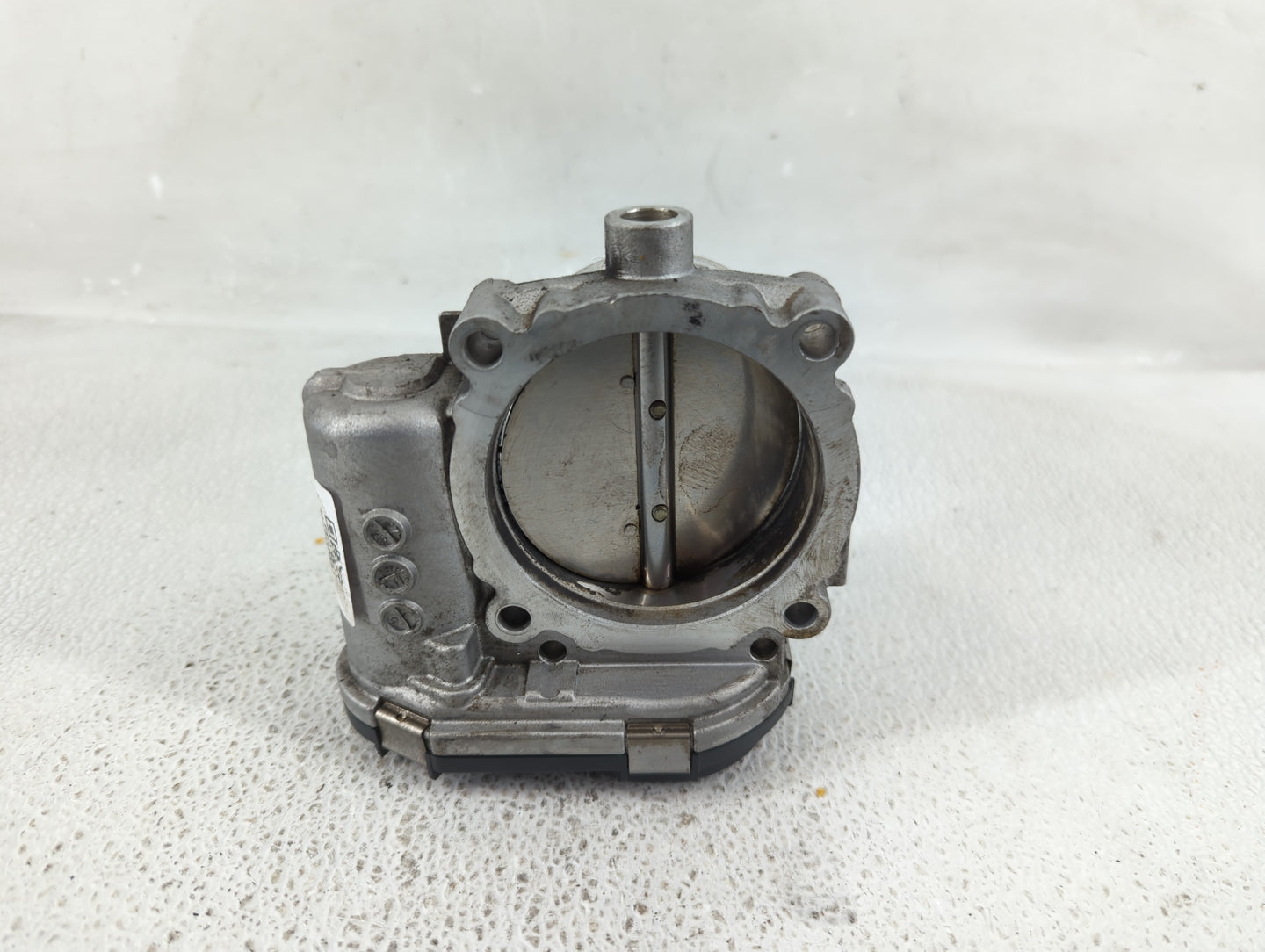 2011-2016 Chrysler Town & Country Throttle Body P/N:05184349AC Fits OEM Used Auto Parts - Oemusedautoparts1.com