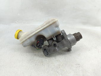 compare product 2012-2016 Chrysler Town & Country Brake Master Cylinder 1276587