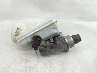 compare product 2012-2016 Chrysler Town & Country Brake Master Cylinder 1278071