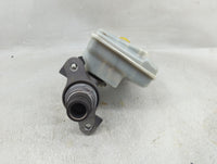2012-2016 Chrysler Town & Country Brake Master Cylinder 1278071 - Oemusedautoparts1.com