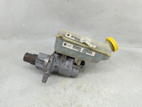 2012-2016 Chrysler Town & Country Brake Master Cylinder 1311329 - Oemusedautoparts1.com