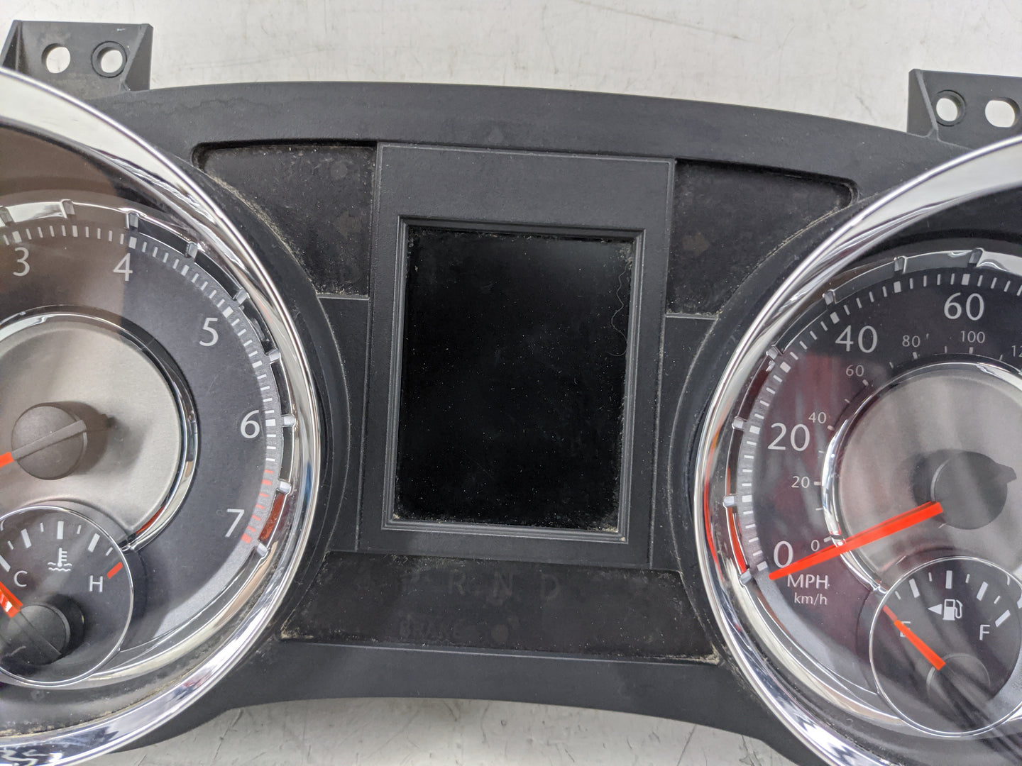 2011 Chrysler Town & Country Instrument Cluster Speedometer Gauges P/N:68055682AG Fits OEM Used Auto Parts - Oemusedautopart