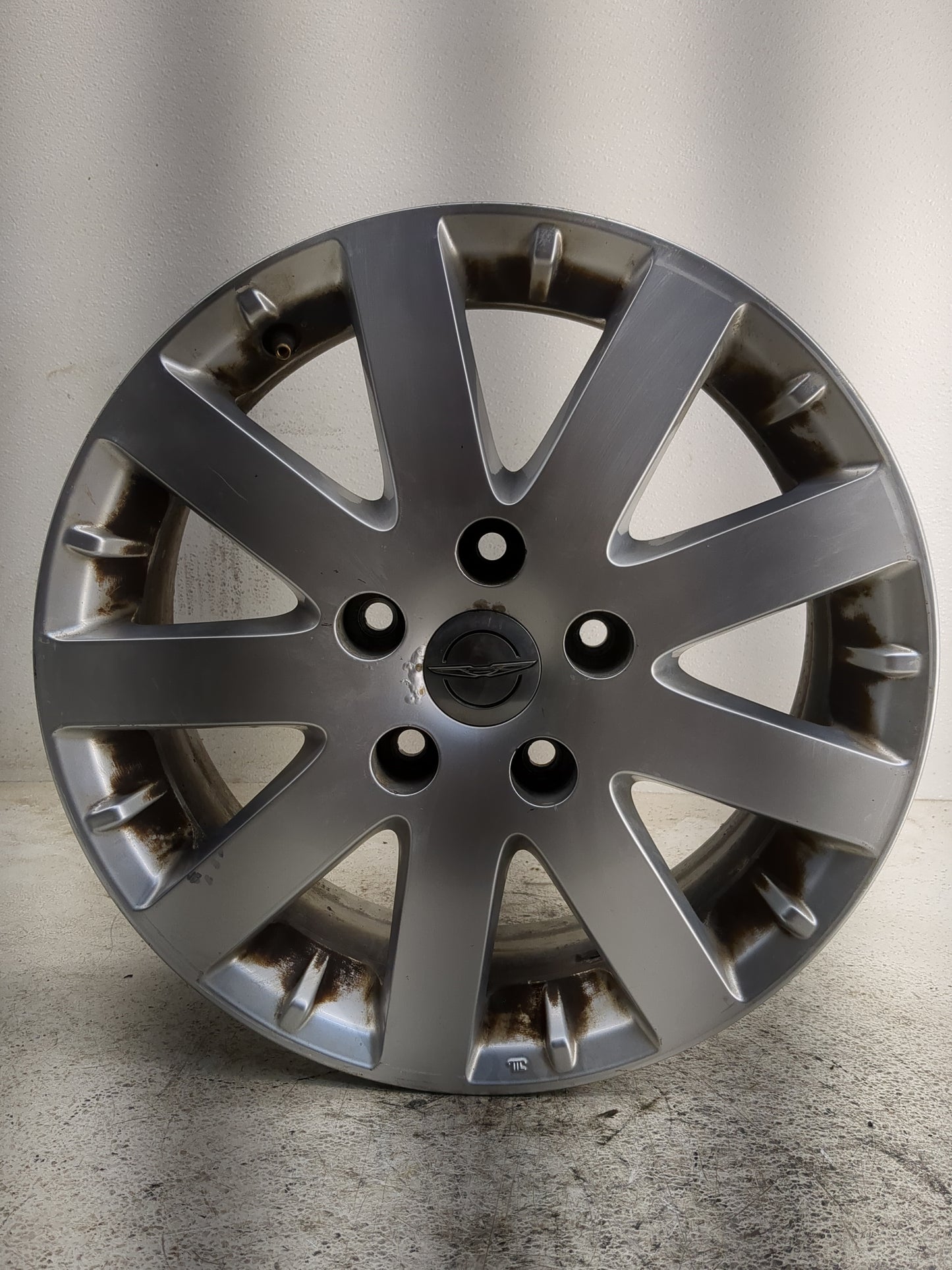 2011-2016 Chrysler Town & Country Oem Wheel Rim 1374807 - Oemusedautoparts1.com