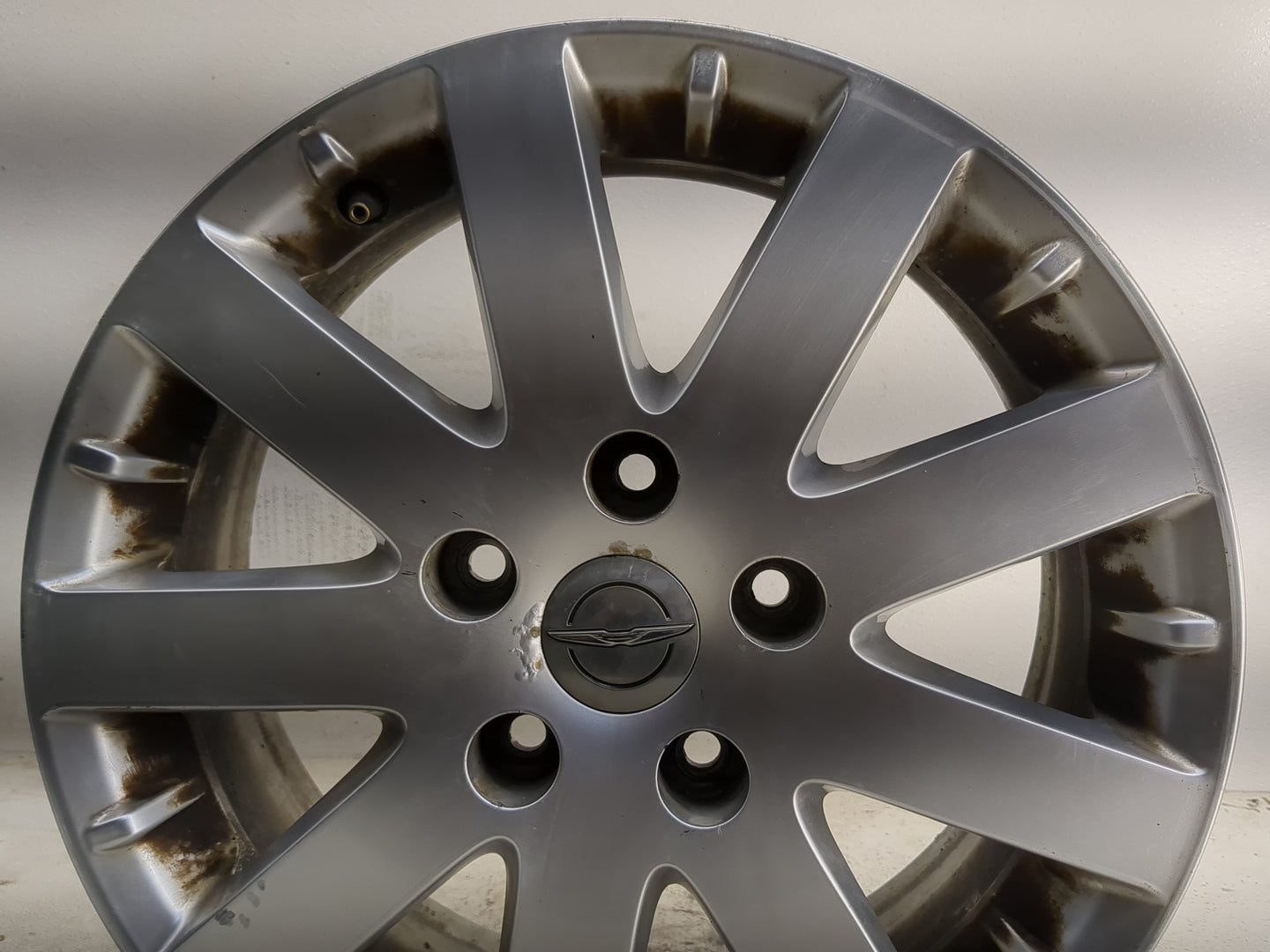 2011-2016 Chrysler Town & Country Oem Wheel Rim 1374807 - Oemusedautoparts1.com