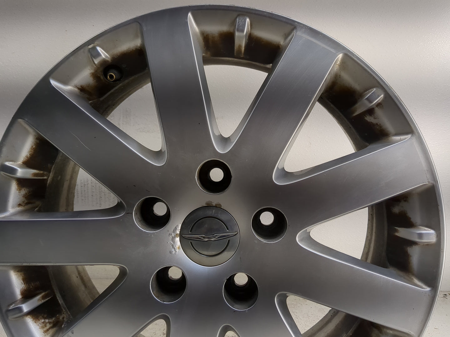 2011-2016 Chrysler Town & Country Oem Wheel Rim 1374807 - Oemusedautoparts1.com