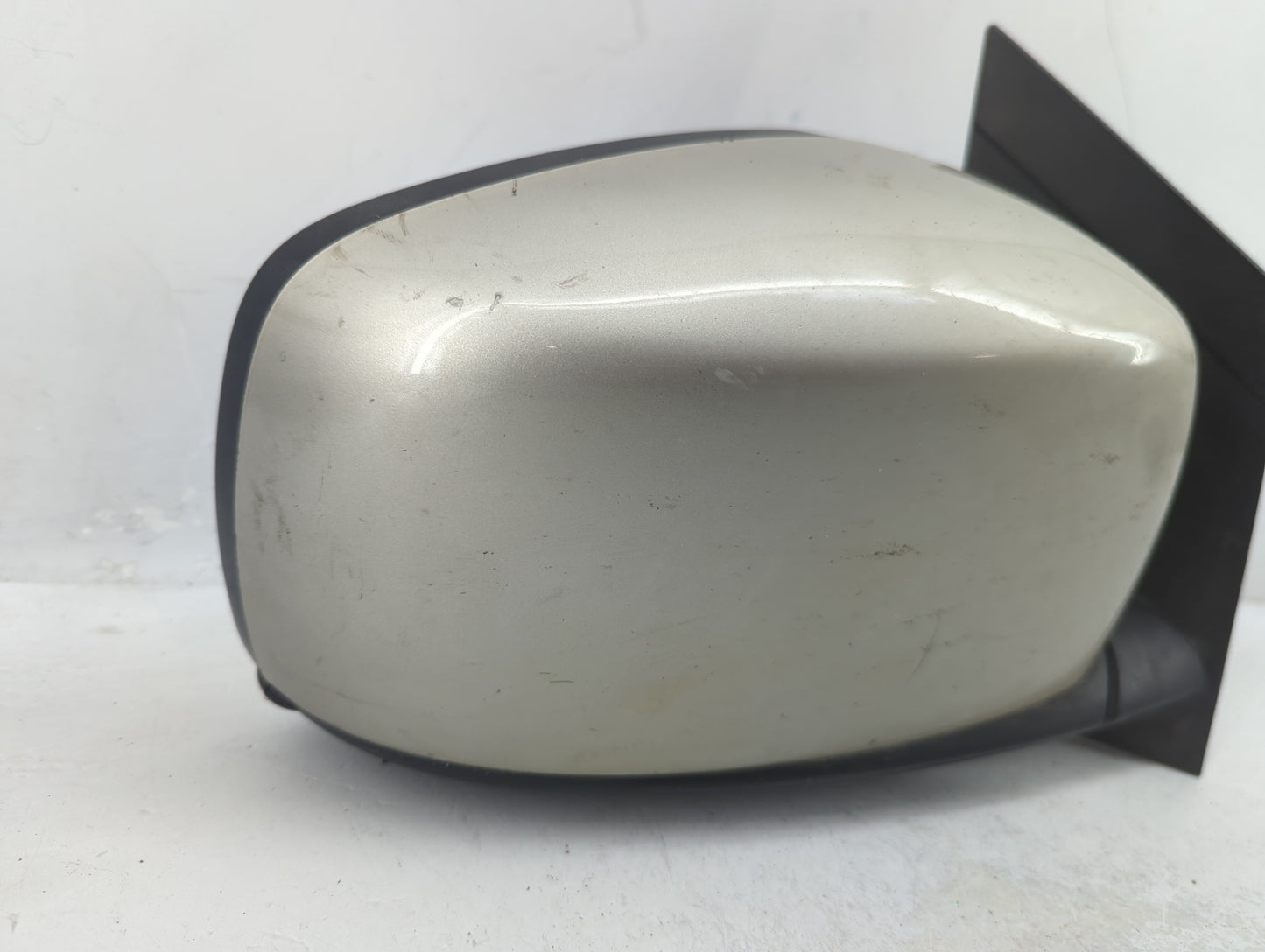 2011-2016 Chrysler Town & Country Passenger Side View Mirror - Right Door Mirror OEM Used - Oemusedautoparts1.com